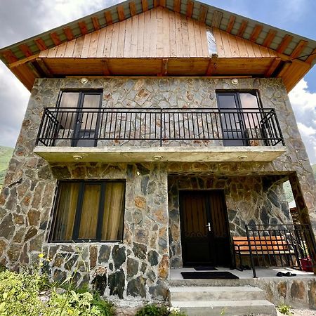 Отель Gamarjoba Guest And Art House Ушгули Экстерьер фото